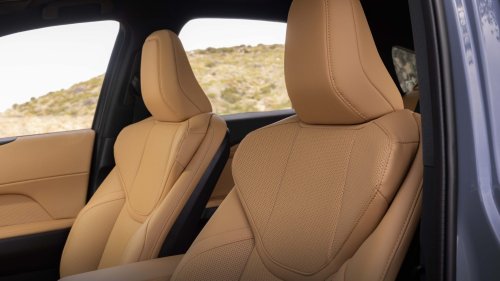 Lexus, Lexus ES, 2026 Lexus ES Interior Review: Hybrid and EV Models Get Major Cabin Upgrades