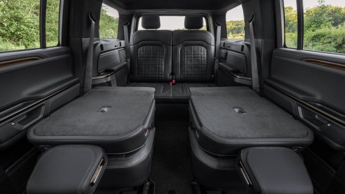 2027 Rivian R1S and R1T Get Simpler Trims and a Big Seating Upgrade