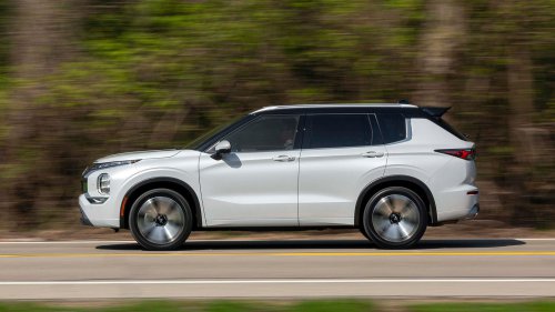 Mitsubishi, Mitsubishi Outlander, 2026 Mitsubishi Outlander SEL First Test: New Engine, Same Old Story
