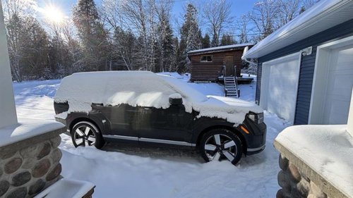2025 Hyundai Santa Fe Hybrid Yearlong Test Update: Winter Changed How I View It