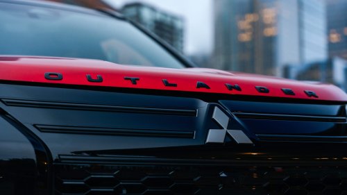 2026 Mitsubishi Outlander Plug-In Hybrid First Drive: Better Choice