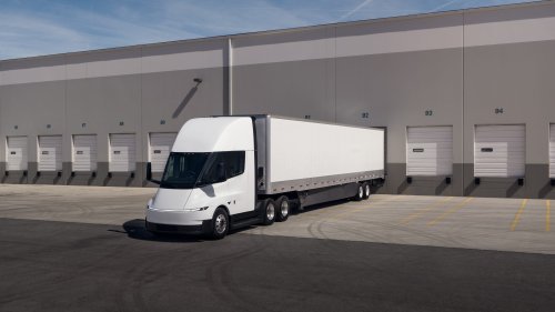 HMD Trucking Built a 700-Truck Diesel Fleet. Now It’s Buying 50 Tesla Semi Trucks.