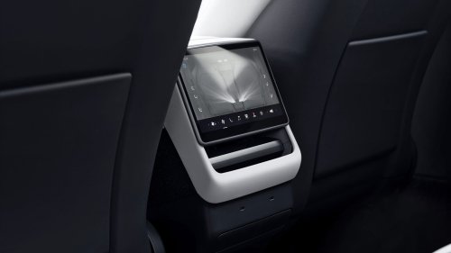 2027 Tesla Model Y L First Look: The Model X Replacement