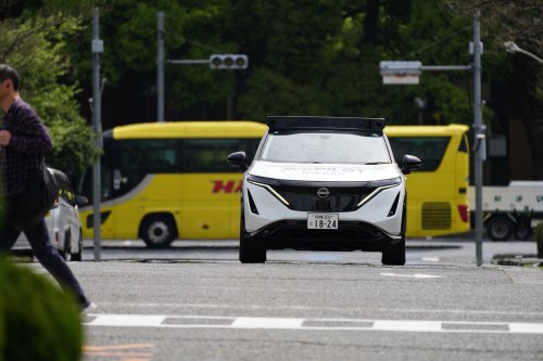 Nissan, Look Ma, Hands Free. Navigating Tokyo in Nissan’s Self-Driving Test Car
