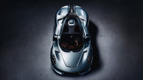 Hennessey Blackbird Hypercar First Look: 800+HP V-8, 6-Speed Manual, Zero Screens