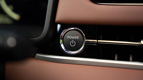 2026 Mitsubishi Outlander Plug-In Hybrid First Drive: Better Choice