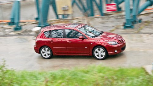 2006 Mazda3 vs. 2005 Toyota Matrix vs. 2007 Dodge Caliber vs. 2006 Chevrolet HHR Comparison Test