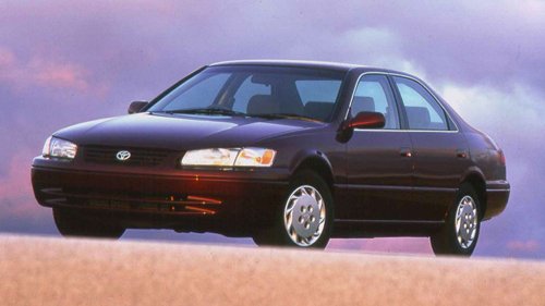 Toyota, Toyota Camry, Oldsmobile, Toyota Camry vs. Oldsmobile Cutlass: How America’s Bestselling Car Turned Japanese