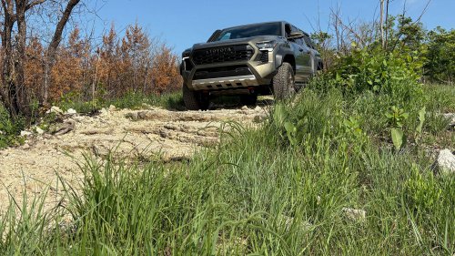 This Toyota Land Cruiser Did an Off-Road Trail on Street Tires