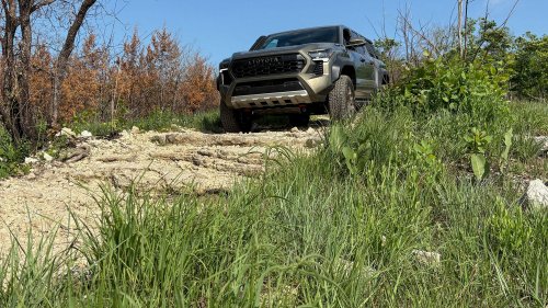 This Toyota Land Cruiser Did an Off-Road Trail on Street Tires