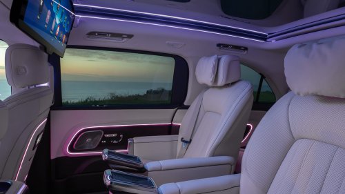 2028 Mercedes-Benz VLE Interior Review: Everyone Flies First Class