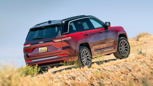 2026 Jeep Grand Cherokee Summit First Test: Rocked by the Hurricane 4