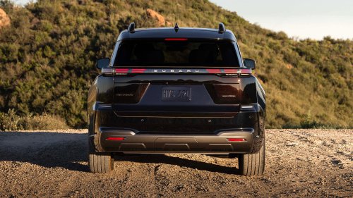 Check Out the 2027 Subaru Getaway’s Interior: Some Toyota Bits, but That’s Not Bad News