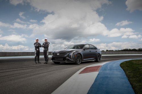 Cadillac, 2026 Cadillac CT5-V Blackwing F1 Collector Series Packs 685 HP