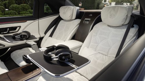 Mercedes, Maybach, 2027 Mercedes-Maybach S680 First Drive: 12-Cylinder Power, First-Class Comfort