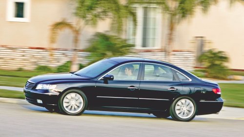 2006 Toyota Avalon vs. Hyundai Azera vs. Volkswagen Passat Comparison Test