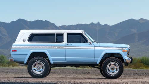 Jeep, This 1979 Jeep Cherokee on Bring a Trailer Strikes Like a Viper