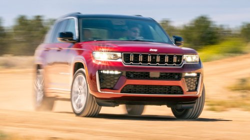 Jeep, Jeep Grand Cherokee, 2026 Jeep Grand Cherokee Summit First Test: Rocked by the Hurricane 4