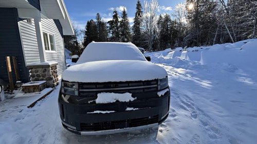 2025 Hyundai Santa Fe Hybrid Yearlong Test Update: Winter Changed How I View It