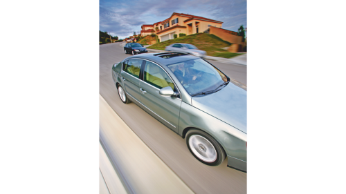 2006 Toyota Avalon vs. Hyundai Azera vs. Volkswagen Passat Comparison Test