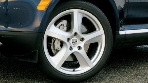 2003 Porsche Cayenne S vs. 2004 BMW X5, Infiniti FX45, and Cadillac SRX Comparison Test
