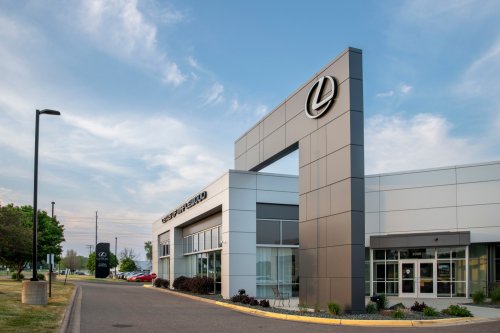 BMW, Lexus Dealers in New York to Refund Customers Over $1.1 Million After Charging Bogus Fees: A.G.