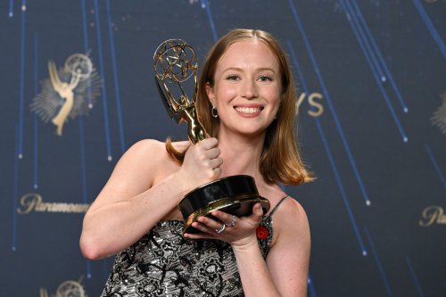 'Hacks' Star Hannah Einbinder Loves the Honda Element More Than Anything