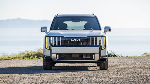 2027 Kia Telluride Hybrid First Test: Quicker, Heavier, and Slightly Confused