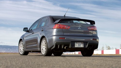 2008 Subaru WRX STI vs. 2008 Mitsubishi Lancer Evolution X Comparison