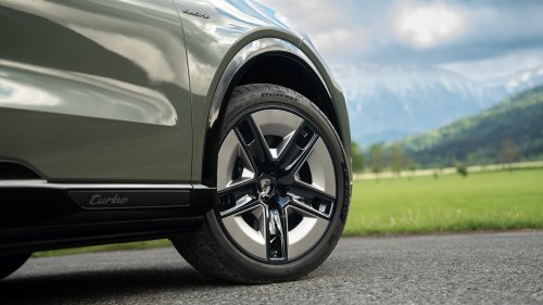 2026 Porsche Cayenne Coupe Electric First Drive: Like a Sledgehammer