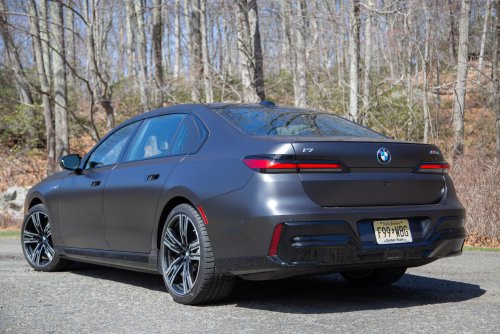 Tested: 2026 BMW i7 M70 Feels Like a Lower-Case M Car