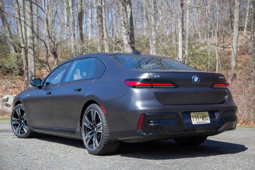BMW, BMW i7, Tested: 2026 BMW i7 M70 Feels Like a Lower-Case M Car
