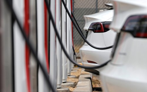 California Adds $3500 State Rebate for First-Time EV Buyers