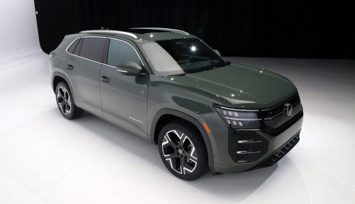 2027 Volkswagen Atlas Cross Sport First Look: More Power, More Premium, More Style