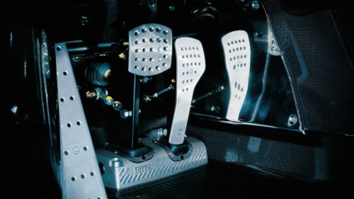 2003 Ferrari Enzo First Test: 0–60, Track Data, and Driving Impressions