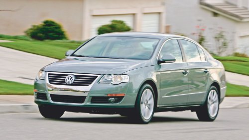 2006 Toyota Avalon vs. Hyundai Azera vs. Volkswagen Passat Comparison Test