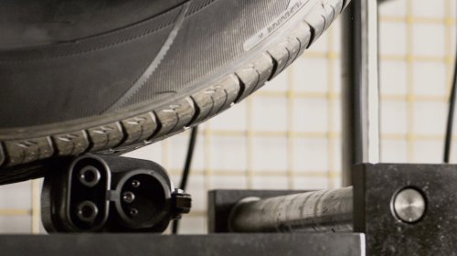 Why Does My EV Need 2 Charging Adapters? We Asked Adapter Manufacturer Lectron