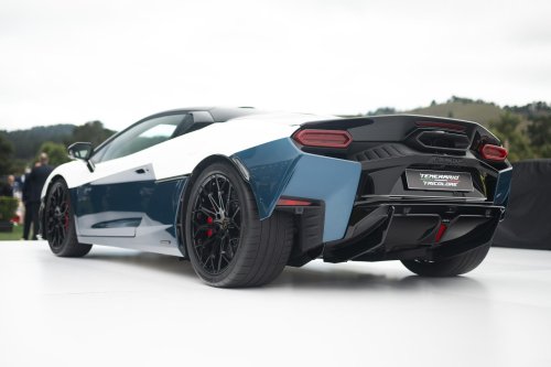 Lamborghini Resurrects Tricolore Livery After 15 Years for 1-Off Temerario
