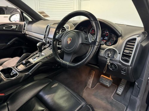 Porsche, Porsche Cayenne, Honda, One-Off Porsche Cayenne Diesel Pickup Truck Could Be Yours for the Price of a Honda Civic