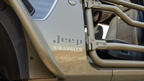 2026 Jeep Wrangler 392 Commando First Test: A Riotous, Supercharged Salute to the Troops