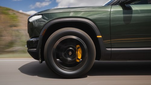 Rivian, What’s the Difference Between the Rivian R2 and Rivian R3?