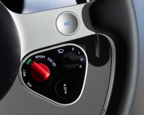 Ferrari, Ferrari Luce Traction Control System Adapts to Driver's Skill Level