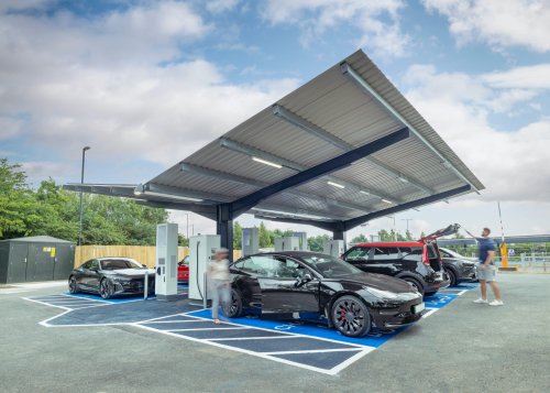 Bipartisan U.S. House of Representatives Bill Would See EV Owners Pay $130 a Year for Roads
