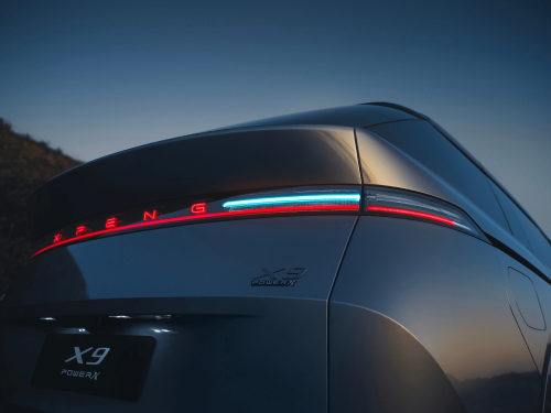 Huawei, Tesla, BYD Co-Draft China Mandatory L2 Driving Standards