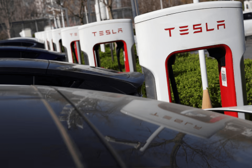 Tesla, Tesla Shanghai Gigafactory Deliveries Hit 213,000 in Q1, Tops Half of Global Total