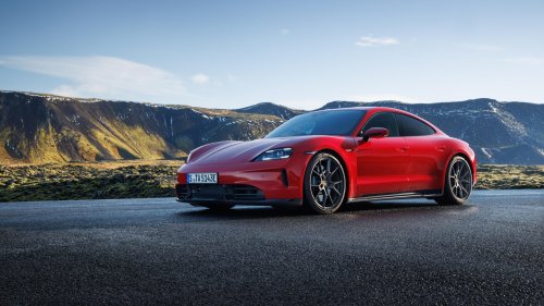 Porsche Eyes Output Cuts, Layoffs Amid Profit Slide
