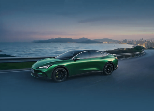 Xiaomi, Xiaomi SU7, Tesla, China’s Top 10 NEV Sedans in April: Xiaomi SU7 Leads, Tesla Model 3 Drops Out