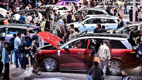 Global EV Registrations Rise 6% in April, China Accounts for Over Half
