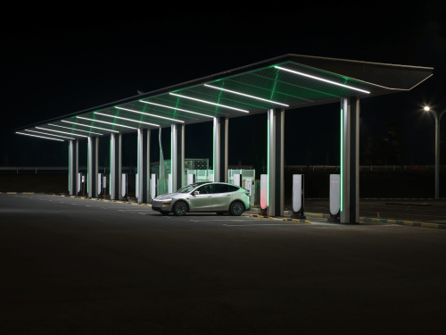 Tesla Opens Supercharger Cards to Non-Tesla EV Owners From $0.22/kWh
