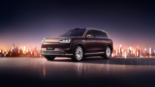 2026 AITO M9 Hits Market from $70.8K